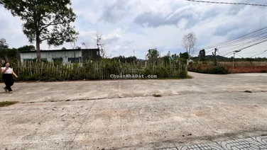 Bán đất mặt tiền đường Trung Đoàn 15m, 120m2 có thổ cư 100m2, giá chỉ 2,3 tỷ