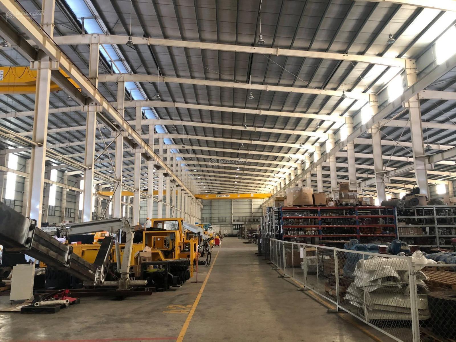 Cho thuê xưởng 12000m2, có 6 CẦU TRỤC 10 T tại KCN Nhơn trạch, giá 4.5usd2 Cho thuê xưởng 12000m2, có 6 CẦU TRỤC 10 T tại KCN Nhơn trạch, giá 4.5usd2