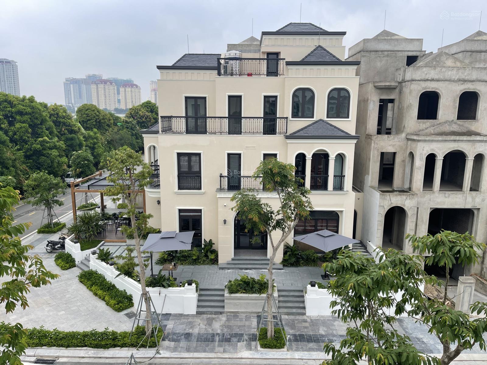 Bán biệt thự Ciputra 4 tầng 1 hầm, vị trí đẹp, gần công viên 65ha, Lotte, kinh doanh tốt, giá rẻ