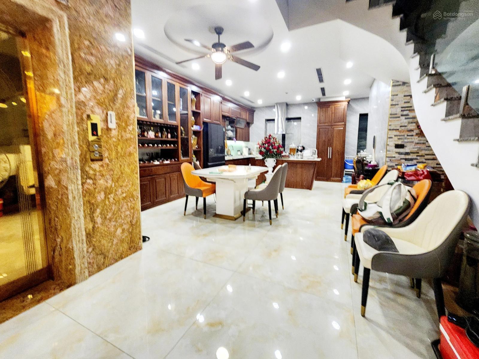 Bán Gấp Nhà Geleximco Khu D, Lê Trọng Tấn, 26,5 tỷ, 120m2,4 Tầng, Thang Máy, Full Nội Thất Bạc Tỷ