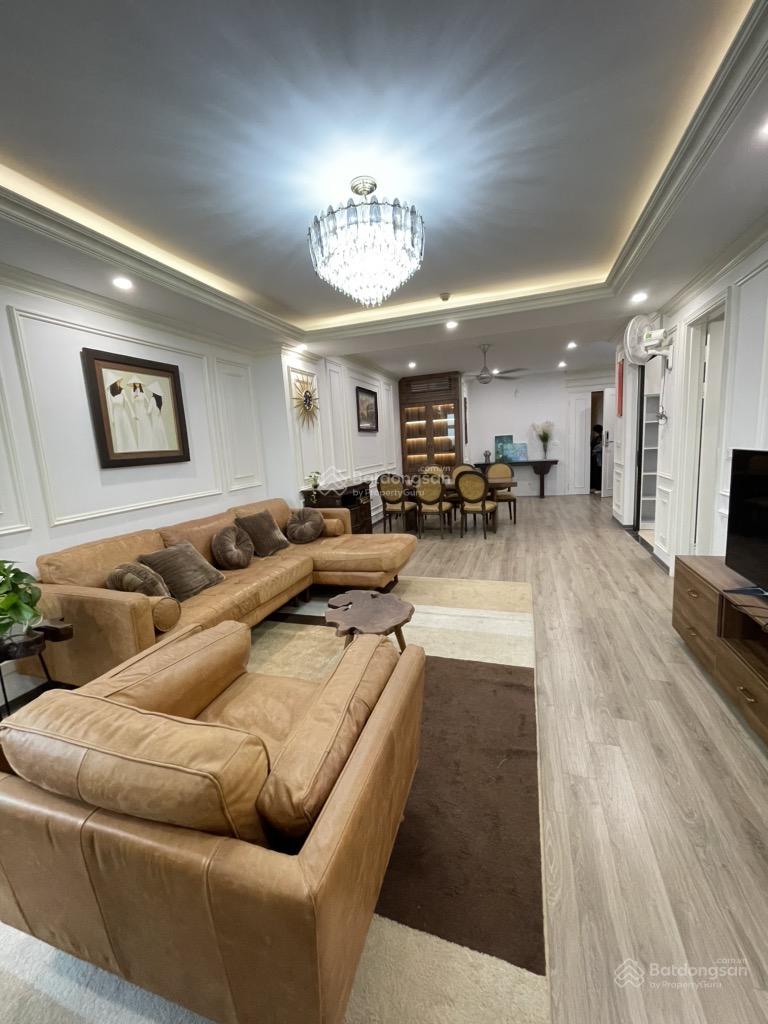 Căn hộ chung cư Resco 126m - 3 ngủ phòng khách rộng thênh thang phòng nào cũng có ánh sáng tự nhiên