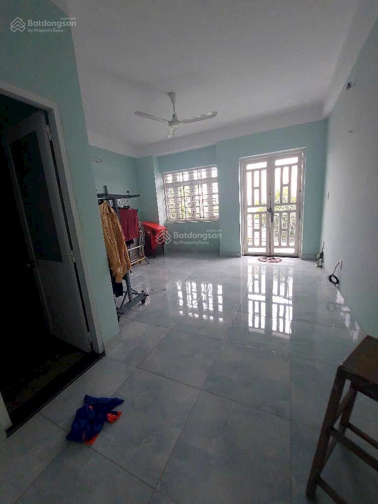 Cực hiếm bán nhà 2 tầng - hẻm xe hơi đua - khu vực phát triển mạnh giá tăng vụt theo thời gian