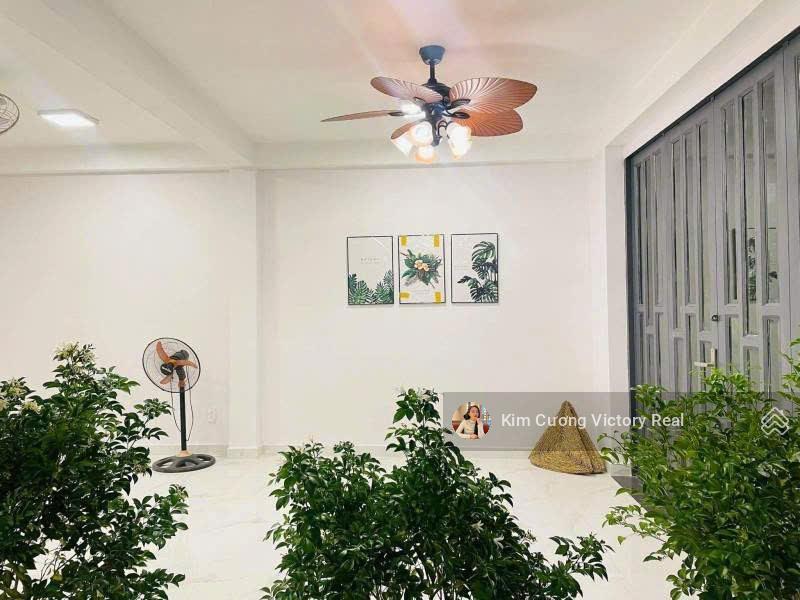 Bán nhà hẻm 4m Phạm Văn Hai, Trường Sa gần chợ Phạm Văn Hai - DT 6.3x10m - 3 tầng - Giá 7.7 tỷ TL