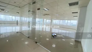 Cho thuê văn phòng 350m2 mặt đường Lê Văn Lương - THNC - Cầu Giấy. Giá chỉ 200 nghìn/m2/tháng