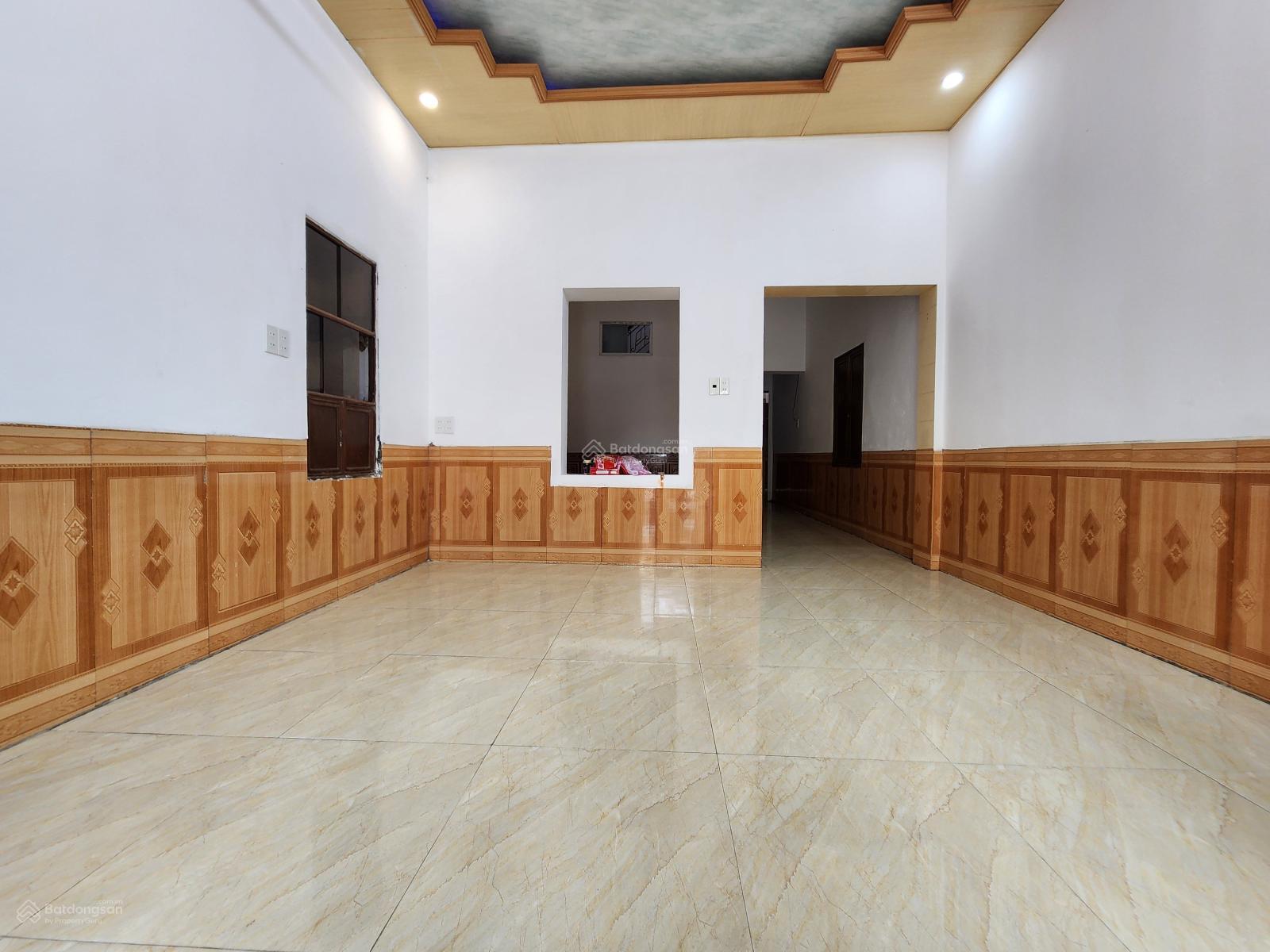 Bán nhà 3 tầng 70m2 mặt phố Chu Văn An TP Thái Bình