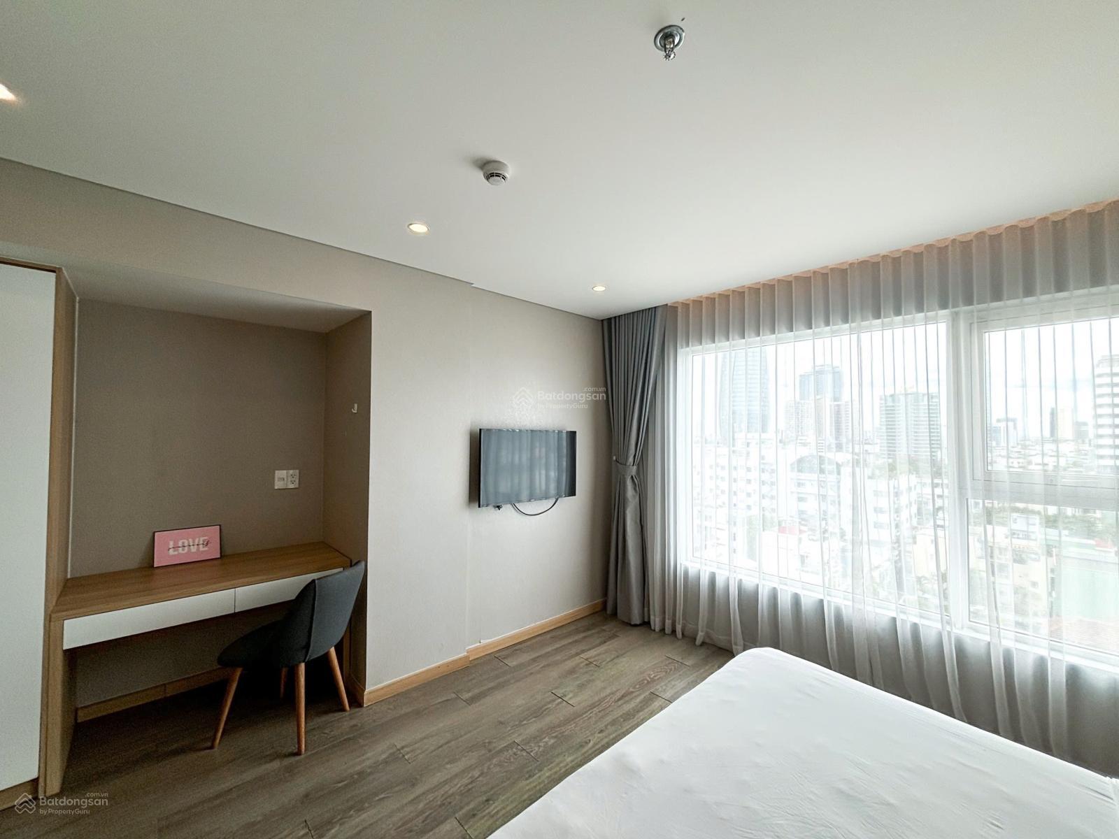 Chủ nhà bán gấp CH 2PN-2WC, nội thất cao cấp. View thành phố-pháo hoa. Giá chỉ 4tỷx. LH 0969 269 ***