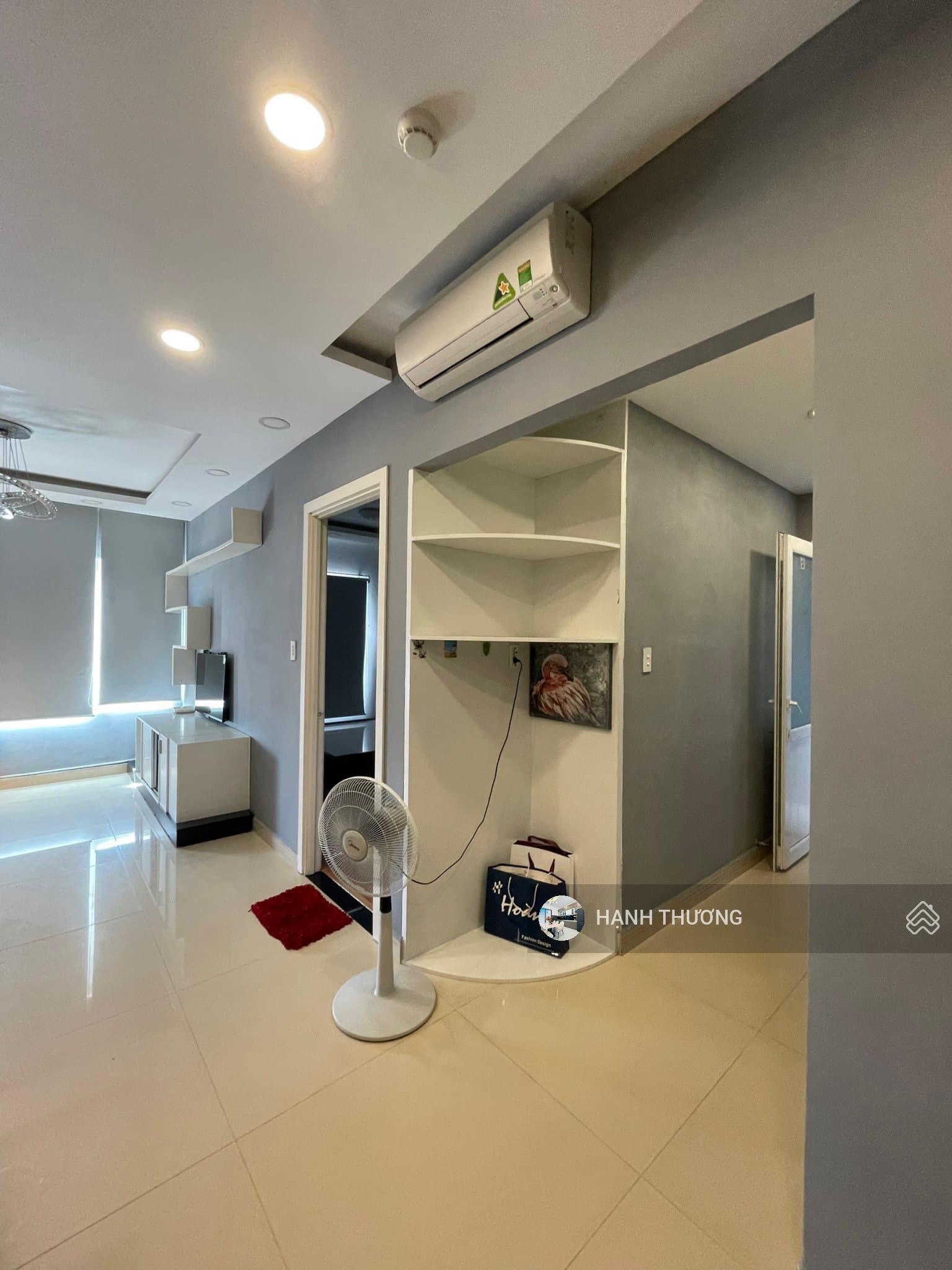 Chủ cần tiền bán gấp CH Saigonres Plaza Q. Bình Thạnh 74m2, 2PN 2WC, Giá 1 Tỷ 690 nội thất cơ bản