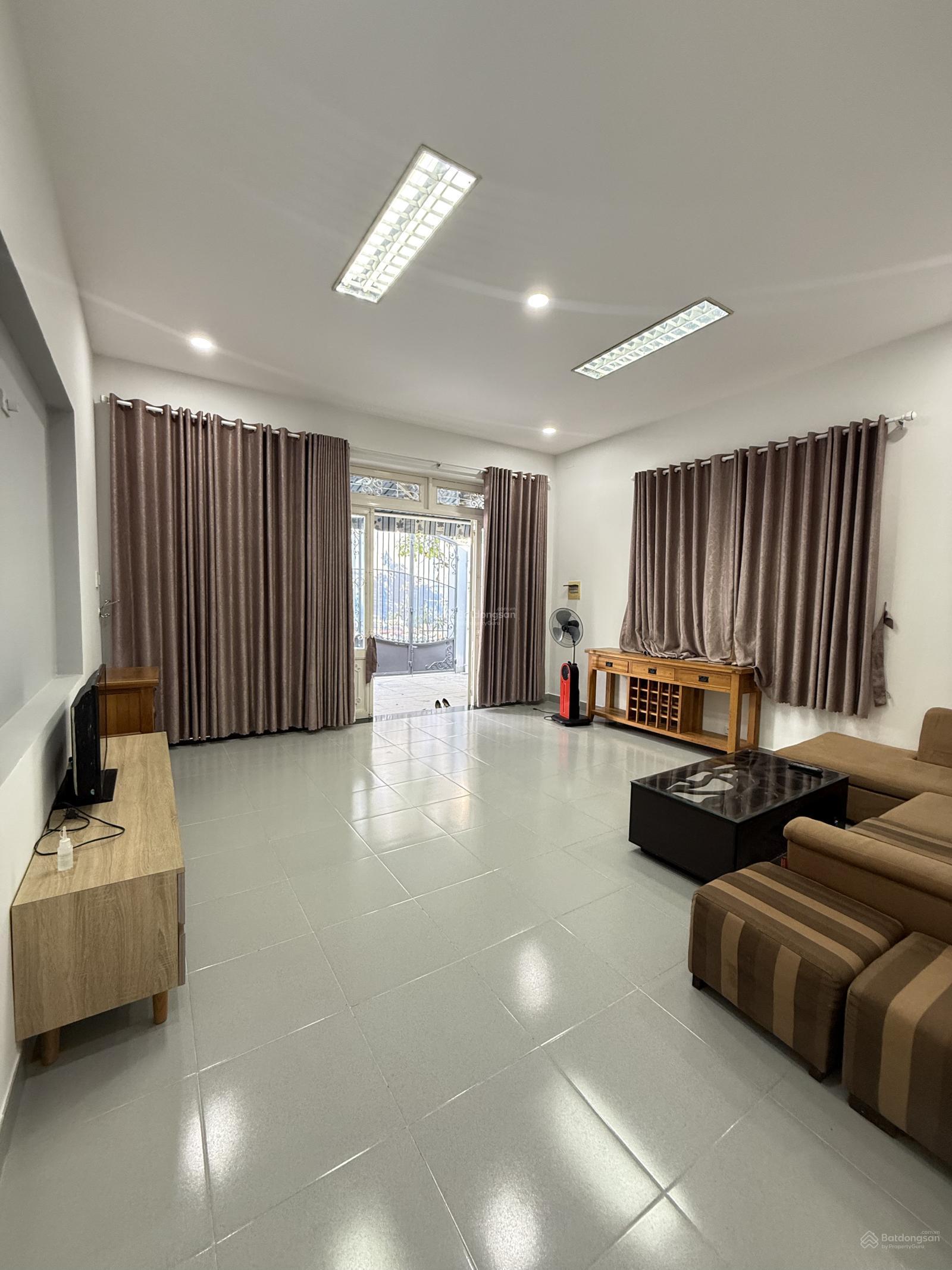 Bán nhà đẹp gần biển Nha Trang, hẻm oto Trần Thị Tính, full nội thất MT rộng gần 6m chỉ 7,3 tỷ
