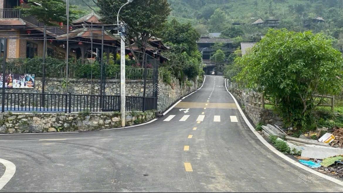 Bán gấp đất Phú Mãn, Phú Cát Quốc Oai 78m2 MT 6.8m giá 2.3 tỷ 0977 514 ***