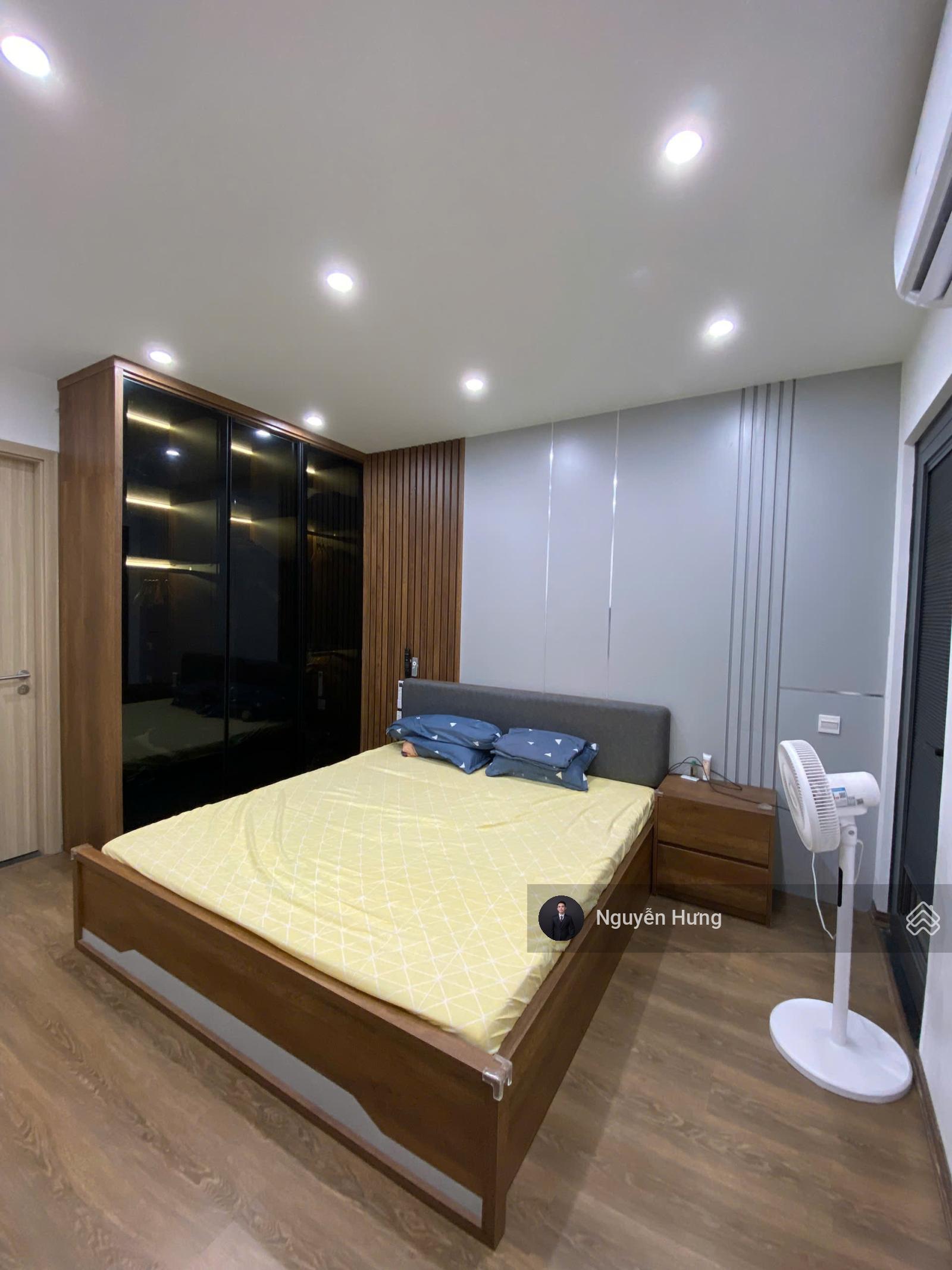 Chính chủ cho thuê căn 2 ngủ tòa Tropical ban công mát, full nội thất rất đẹp giá chỉ 12 triệu