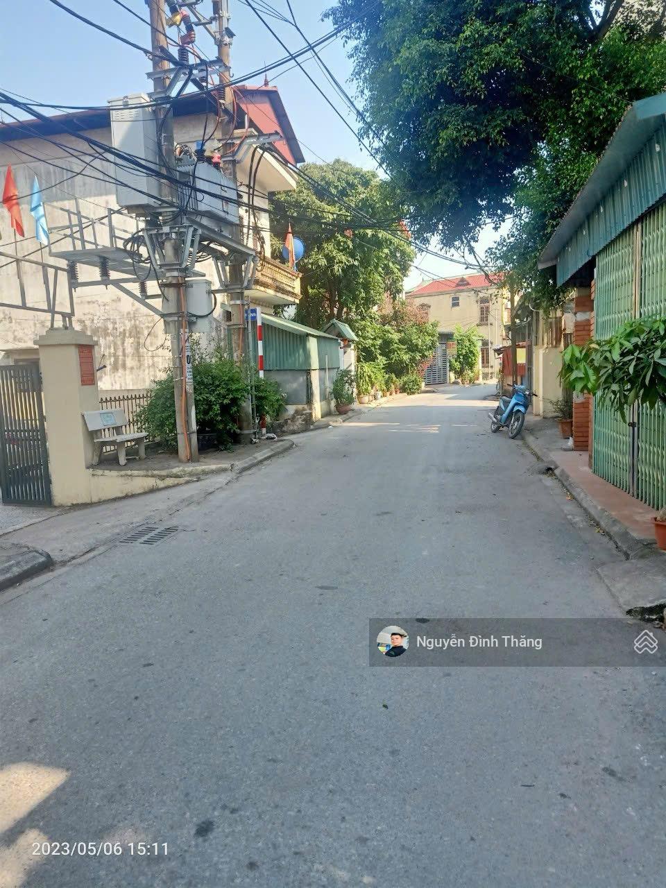 Bán 150m2 xóm 6 Đông Dư Gia Lâm , ô tô thông gần hồ điều hoà siêu đẹp