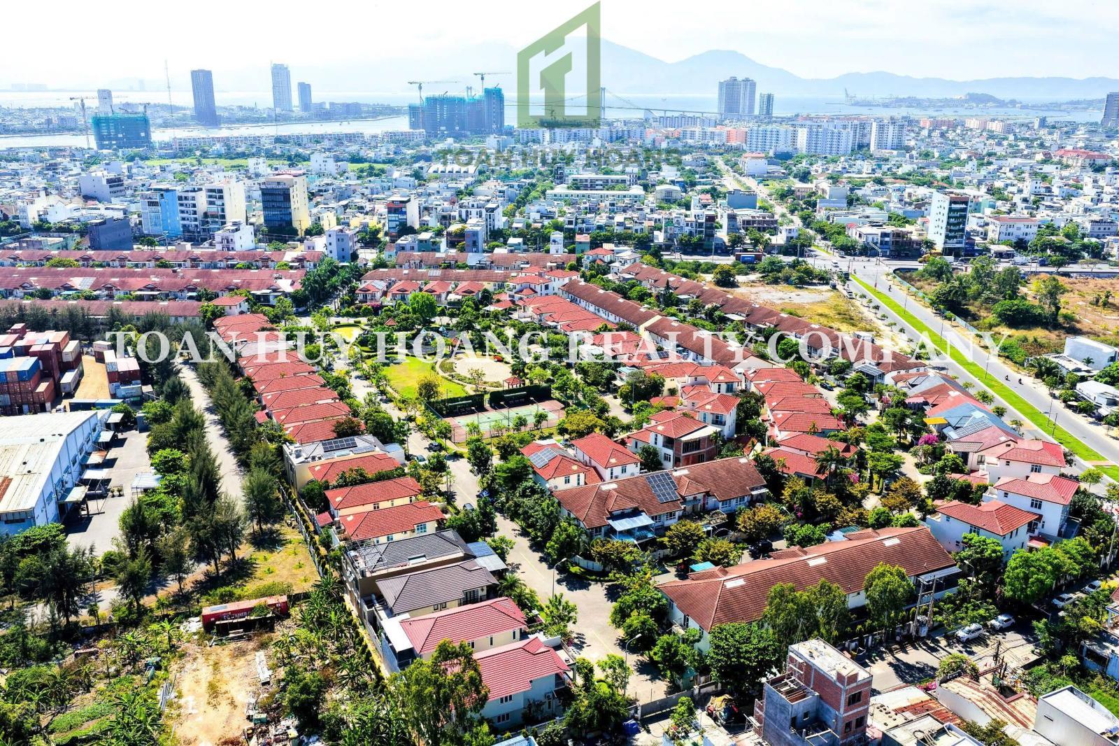 Bán biệt thự liền kề Phúc Lộc Viên hướng Đông Nam, giá 11.6 tỷ - Toan Huy Hoang Realty