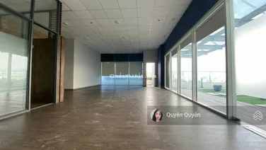 Sàn văn phòng Quận 10 rộng 80m2 - 30 triệu view hồ bơi, Cf, được đăng ký KD, free setup 1 tháng