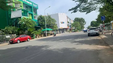 Nhà phố 1 trệt 3 lầu, sân thượng mặt tiền đường Huy Cận, KDC Gia Hoà, Phước Long B, Q9. 100m2/18 tỷ