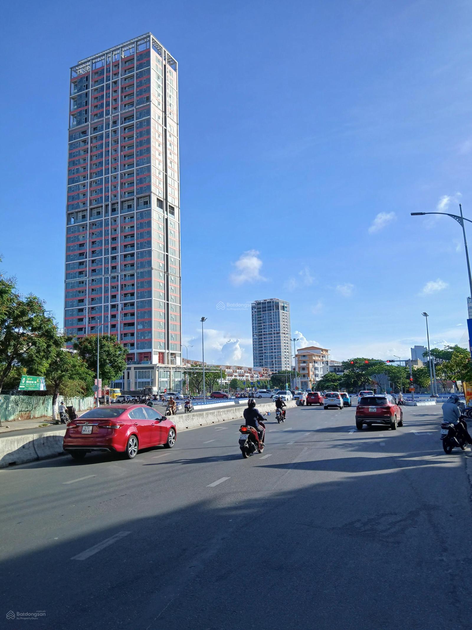 Gần cầu Rồng sát biển Mỹ Khê 80m2 nhà 3 tầng. Đang cho thuê 15tr/tháng, giá 8,7 tỷ