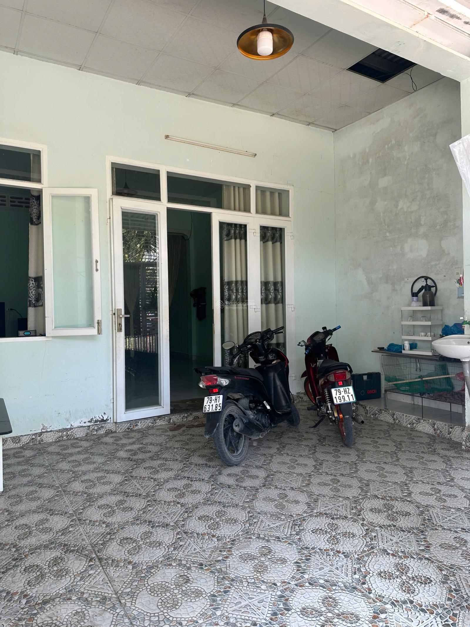 Bán nhà TĐC Vĩnh Hiệp 2 mặt tiền 120m2 đường 13m giá 3,6 tỷ Bán nhà TĐC Vĩnh Hiệp 2 mặt tiền 120m2 đường 13m giá 3,6 tỷ