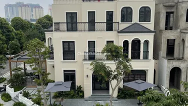 Bán nhà biệt thự Ciputra, 4 tầng 1 hầm, mặt tiền rộng, kinh doanh tốt, nhà thô hoàn thiện mặt ngoài