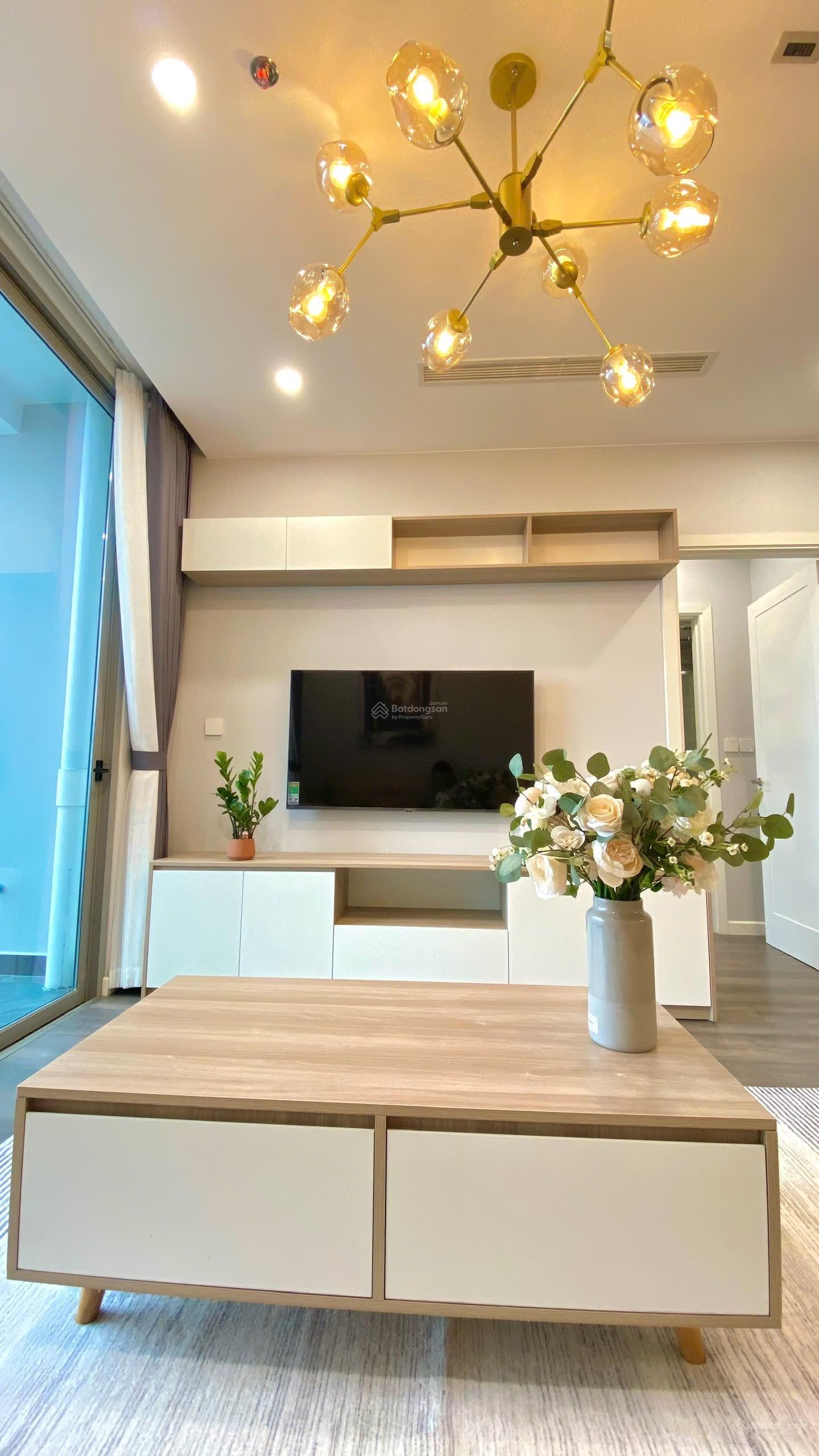 Bán CC Hà Nội Paragon, 5,x tỷ, 80,71m2, 2PN, view đẹp. LH 0357 536 ***