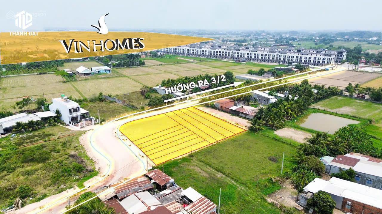 Cần bán đất (162,3m²) liền kề Vinhomes Hậu Nghĩa - Long An. Giá 18.5 triệu/m2. Sổ riêng. Xây tự do