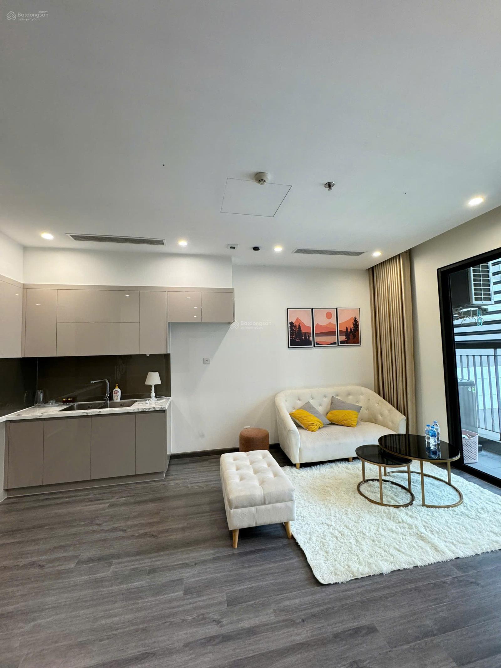 Căn hộ độc quyền R1.02 49.7m2 1n + 1 giá siêu hấp dẫn 2,95 tỷ Căn hộ độc quyền R1.02 49.7m2 1n + 1 giá siêu hấp dẫn 2,95 tỷ