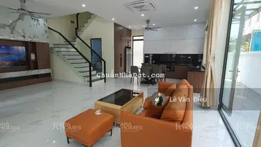 Cho thuê biệt thự song lập Vinhomes Ocean Park 1 full nội thất, vị trí đắc địa