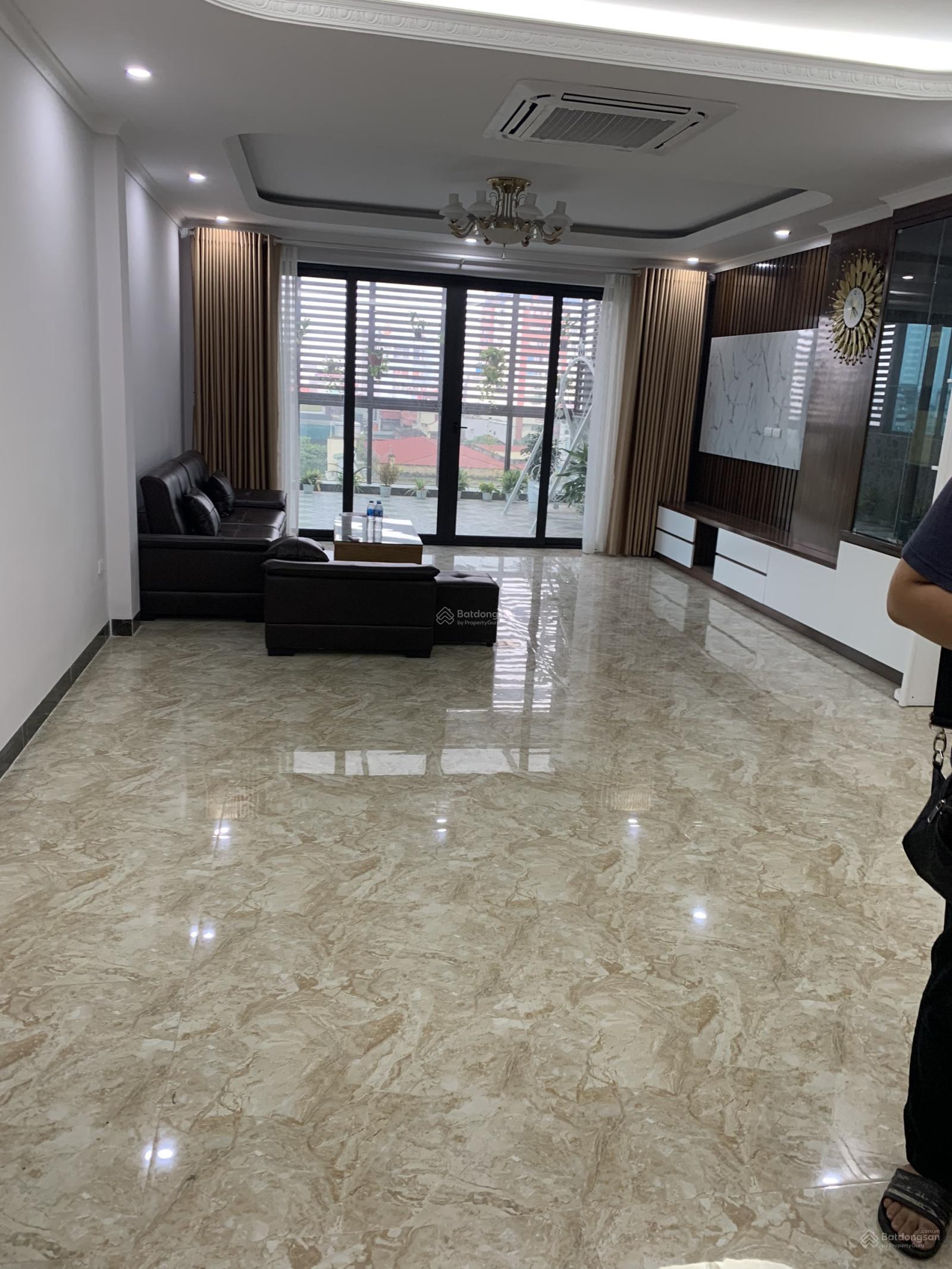 Cho thuê gấp nhà Trường Chinh - Lê Trọng Tấn 100m2 - 5 tầng - 25tr/th nhà mới toanh, LH 0974 671 ***