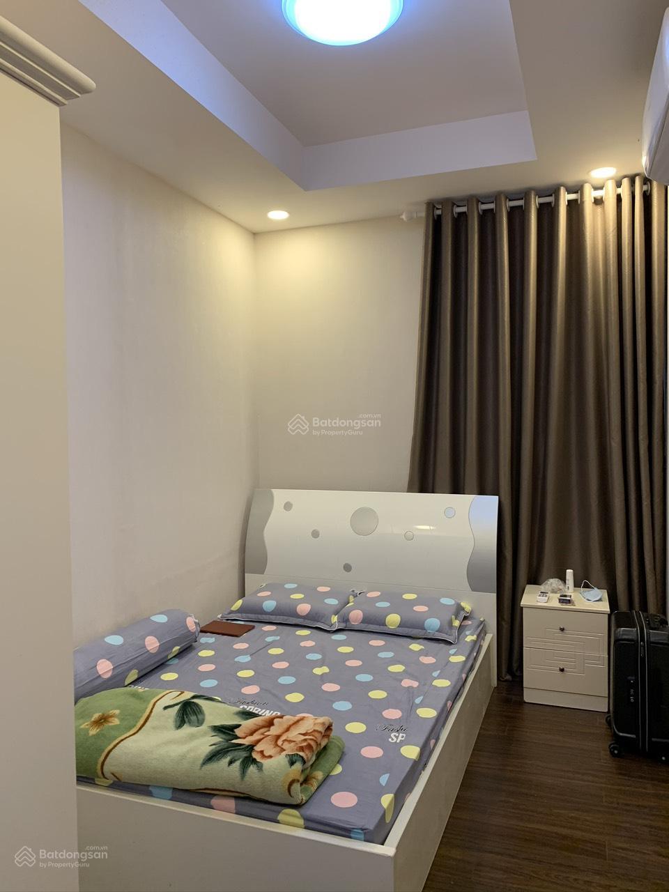 Chủ nhà thiện chí bán nhanh Căn 2PN C/C Cộng Hòa Plaza để giải quyết việc cá nhân giá tốt bất ngờ. Chủ nhà thiện chí bán nhanh Căn 2PN C/C Cộng Hòa Plaza để giải quyết việc cá nhân giá tốt bất ngờ.