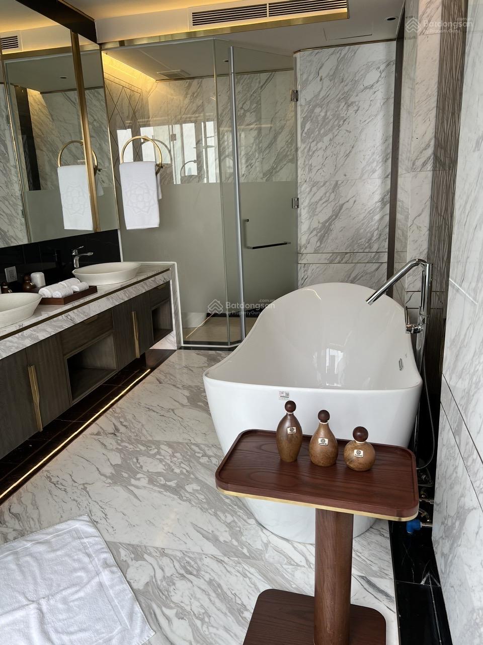 Bán gấp 4PN 160m2 A2-43.09 vòng cung giá 58.5 tỷ bao sổ tặng full nội thất 4tỷ chính chủ 0937 600 *** Bán gấp 4PN 160m2 A2-43.09 vòng cung giá 58.5 tỷ bao sổ tặng full nội thất 4tỷ chính chủ 0937 600 ***