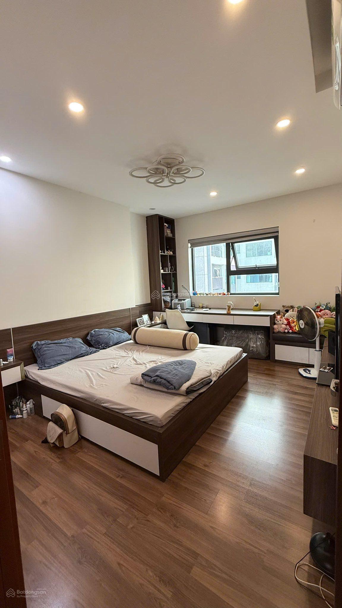Bán chung cư CT7 Booyoung 95m2, 3 ngủ, 2 vs, view thoáng nhỉnh 6 tỷ Bán chung cư CT7 Booyoung 95m2, 3 ngủ, 2 vs, view thoáng nhỉnh 6 tỷ
