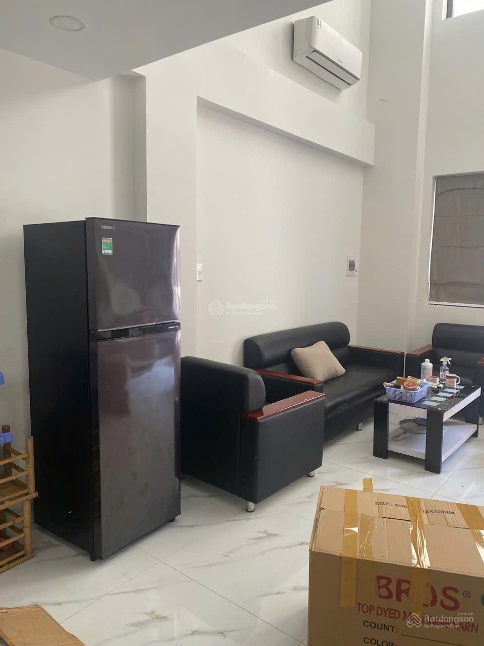 Nhà bán 4 tầng 5 x 11,3- 5 PN, 4 WC full nội thất, đường 12m KDC Senturia N Sài Gòn B Hưng BC SHHC