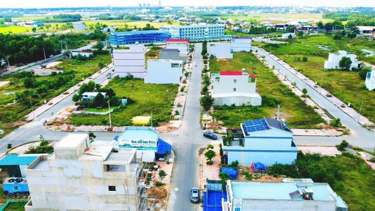 Ngộp bank! Chủ kẹt tiền bán gấp lô 105m2 KDC An Thuận giá 2tỷ250 dân đông, sát trường học, sổ sẵn