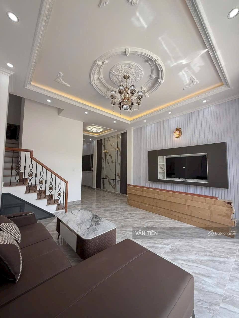BÁN NHÀ MỚI XÂY KQH DÂN CƯ SỐ 5 AN SƠN, PHƯỜNG 04, TP ĐÀ LẠT. DT: 70 M2. GIÁ: 9,2 TỶ.LH: 0908 748 *** BÁN NHÀ MỚI XÂY KQH DÂN CƯ SỐ 5 AN SƠN, PHƯỜNG 04, TP ĐÀ LẠT. DT: 70 M2. GIÁ: 9,2 TỶ.LH: 0908 748 ***