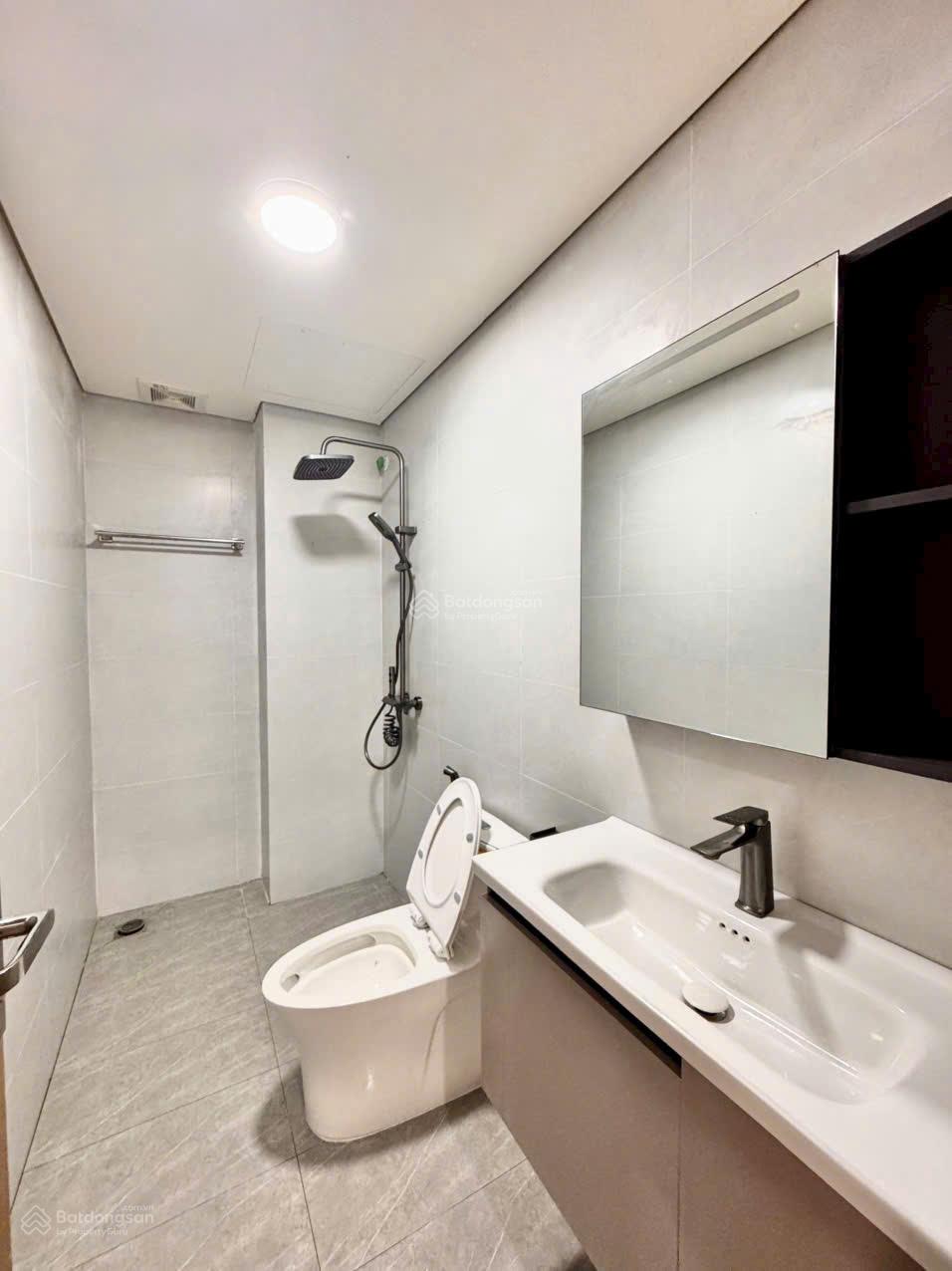 Nhà đẹp cạnh chợ, ôtô tránh(4.25tỷ - 4tầng) Đại Thành - Quốc Oai cách Yên Nghĩa HĐ 5 phút di chuyển Nhà đẹp cạnh chợ, ôtô tránh(4.25tỷ - 4tầng) Đại Thành - Quốc Oai cách Yên Nghĩa HĐ 5 phút di chuyển