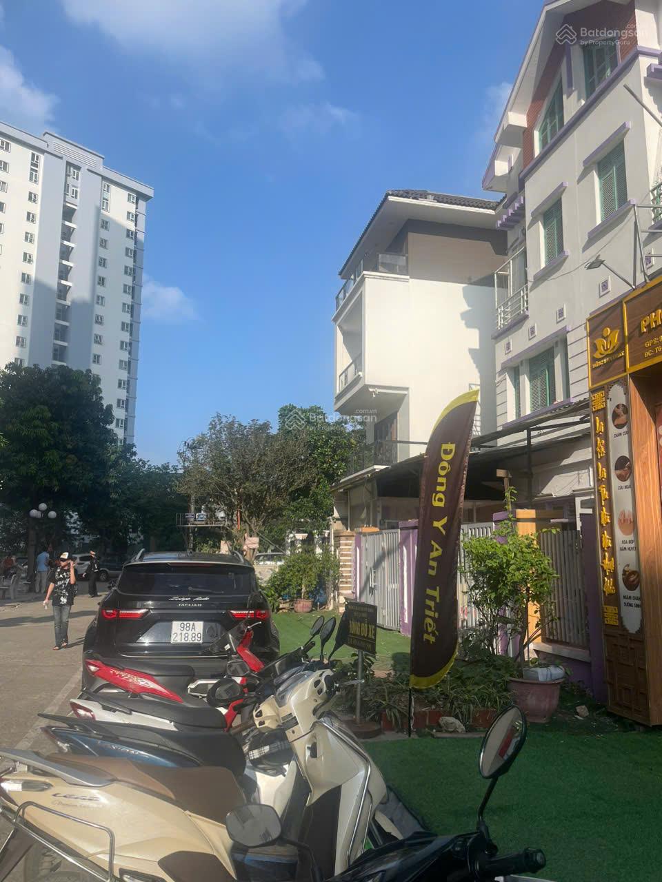 Bán biệt thự Intracom Trung Văn căn đẹp, diện tích 144m2 giá tốt chỉ 33 tỷ