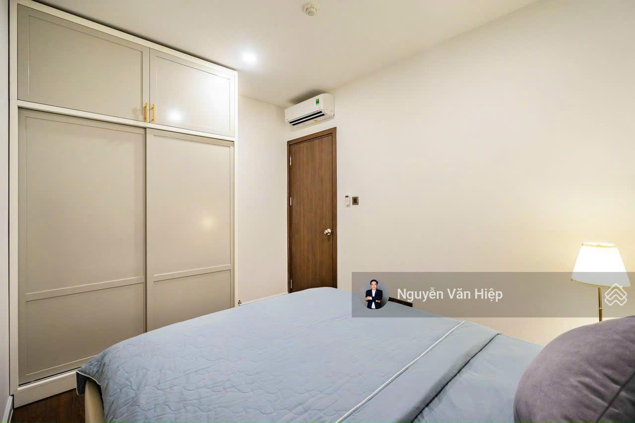 Cho thuê 2PN The Sun Avenue giá tốt 17 triệu/ tháng full nội thất, LH 0919 556 ***