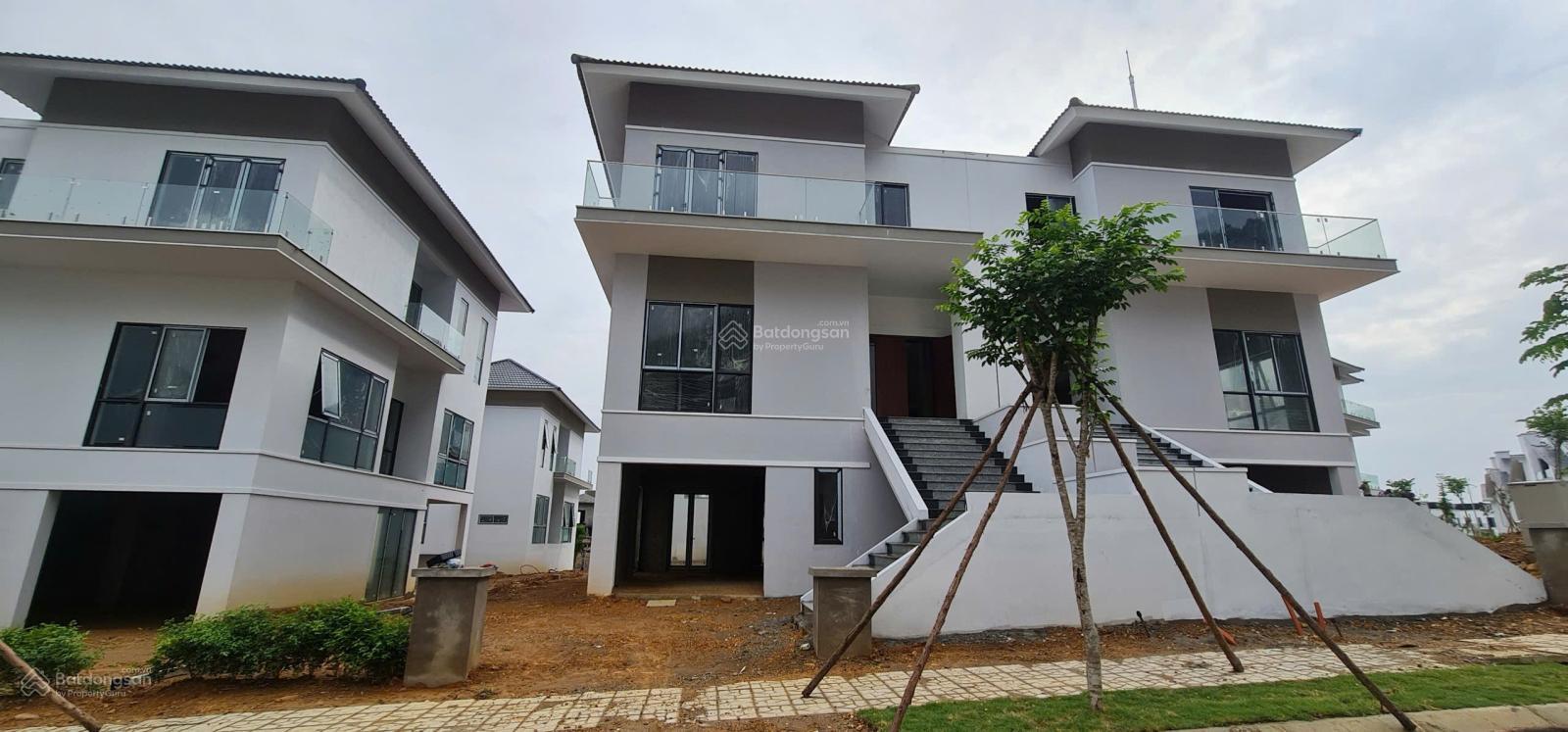 Chính chủ gửi bán biệt thự Xanh Villas khu C 100% ảnh thật. Xem nhà 24/7: 0899 822 ***