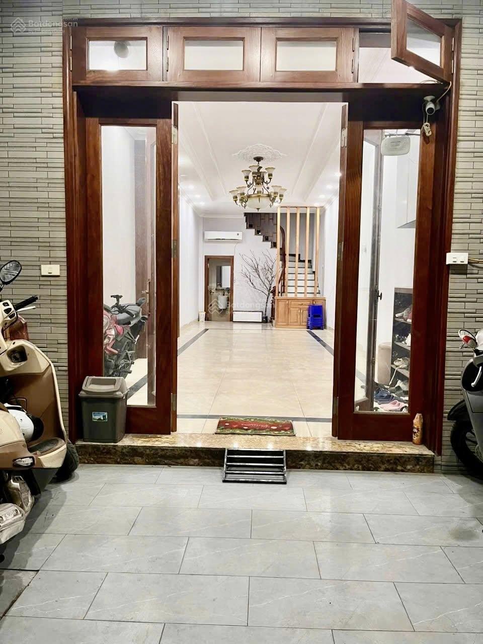 60 M2*5T* 11.88 TỶ NGÃ 4 MINH KHAI KIM NGƯU TAM TRINH, HOÀNG MAI, 0985 818 ***. 60 M2*5T* 11.88 TỶ NGÃ 4 MINH KHAI KIM NGƯU TAM TRINH, HOÀNG MAI, 0985 818 ***.