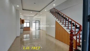 Cho thuê nhà nguyên căn 1 trệt 2 lầu, (5x20m) đường 16m, KDC Thăng Long Home - Thủ Đức, giá 18tr/th