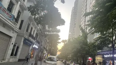 Chủ nhà cần tiền bán gấp shophouse Embassy Garden mặt chung cư, giá giảm sâu chỉ trong T6/2025