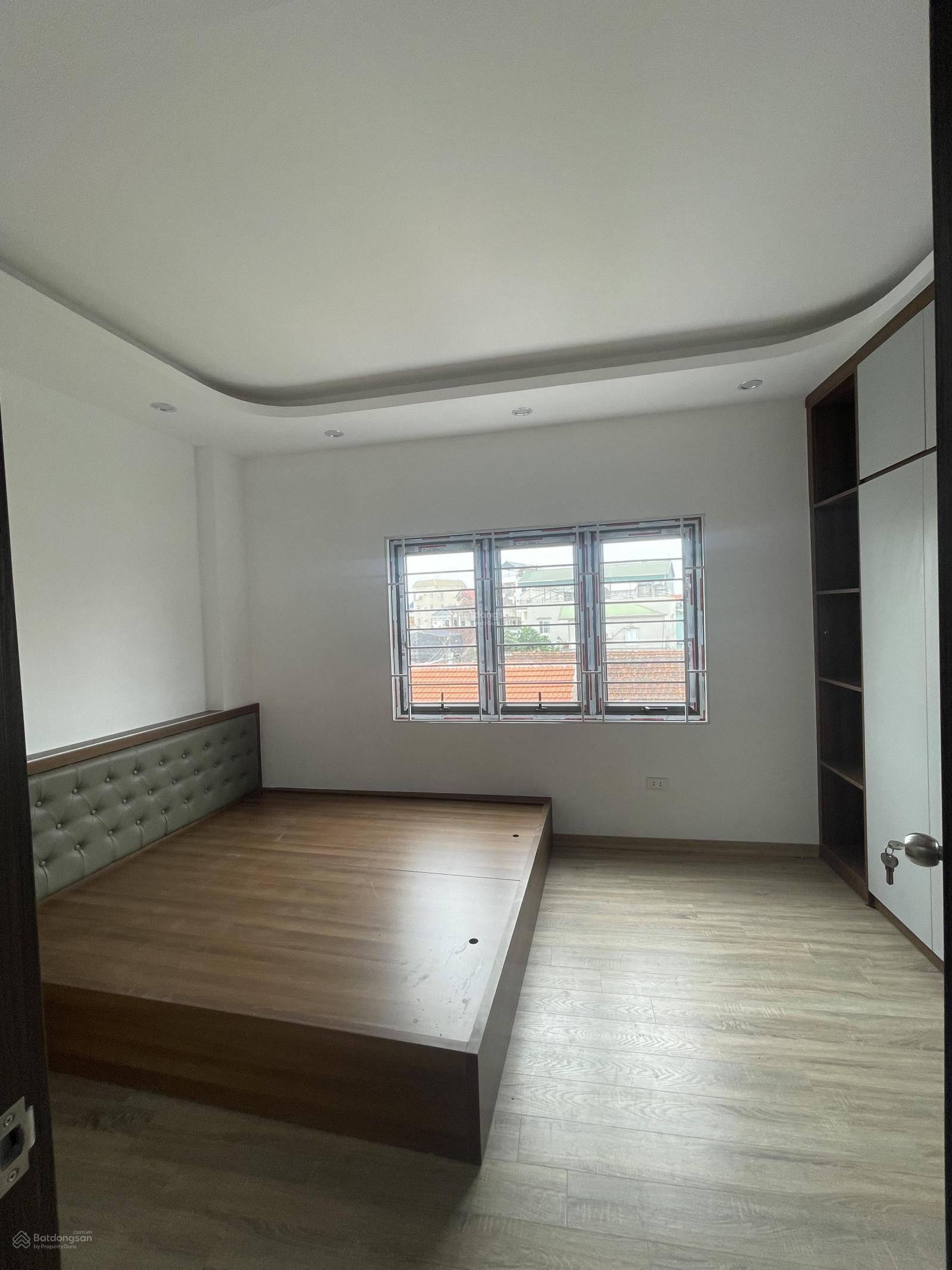 Bán nhà 40m2 giá 3tỷ5x ngõ ô tô sổ đỏ chuẩn không lỗi phong thủy không quy hoạch, TK đẹp hiện đại