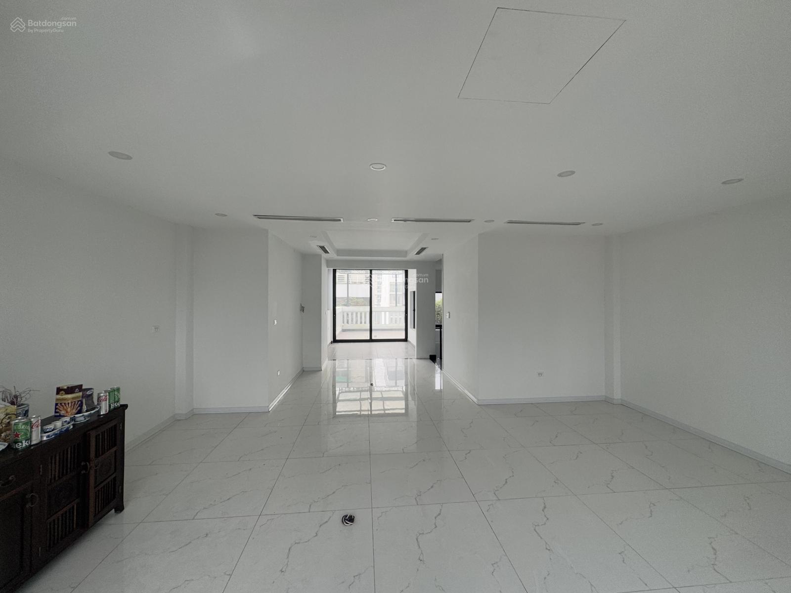 Bán nhà diện tích 110m2, 8 tầng thang máy, mặt tiền 6m, tại phố Trần Hưng Đạo, Hoàn Kiếm, giá 56 tỷ