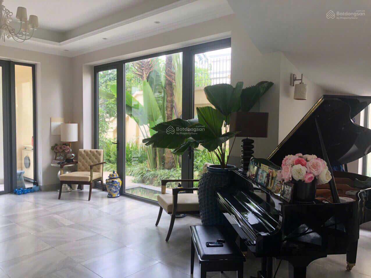 Bán biệt thự C7 Ciputra view hồ công viên 380m2 - 12m mặt tiền sát Lotte vị trí đẹp nhất Ciputra