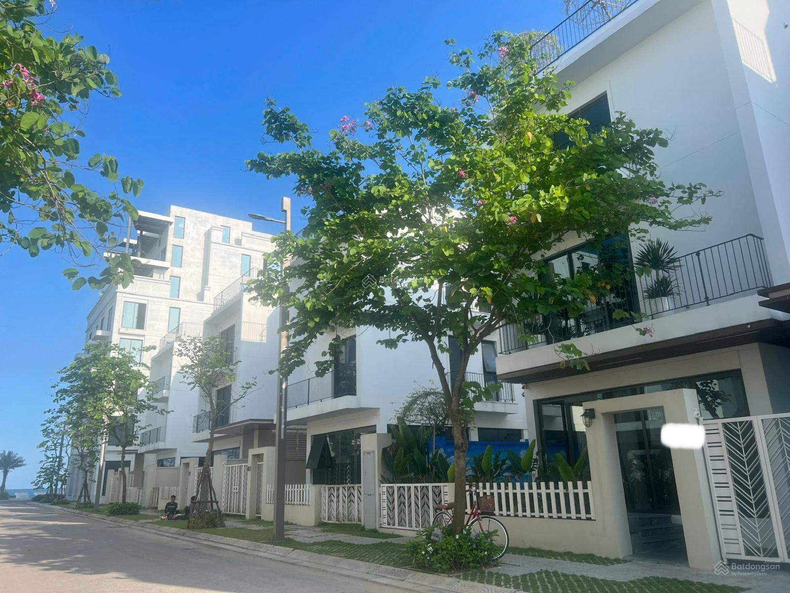 Chính chủ cần tiền bán gấp căn biệt thự 231m2 dự án Vlasta Sầm Sơn