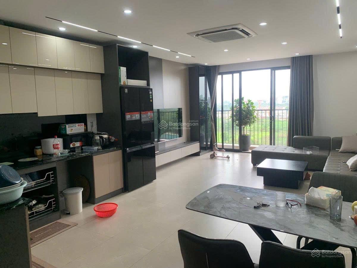 Cho thuê nhà phân lô Lai Xá, Hoài Đức, DT 70m2 x 5 tầng thang máy ô tô tránh, giá 12 triệu/th