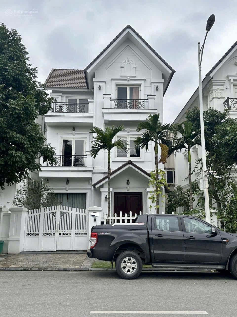 Chuẩn bán đơn lập Anh Đào 8 - 48, đường lớn, ĐN, 158m2, hoàn thiện tỉ mỉ. Mặt tiền 10m. 44 tỷ