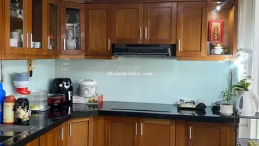 Cần bán căn hộ Giai Việt Tạ Quang Bửu, P5, Q8. DT 115m2, 2 pn, 2 wc, view thoáng mát. Sổ Hồng