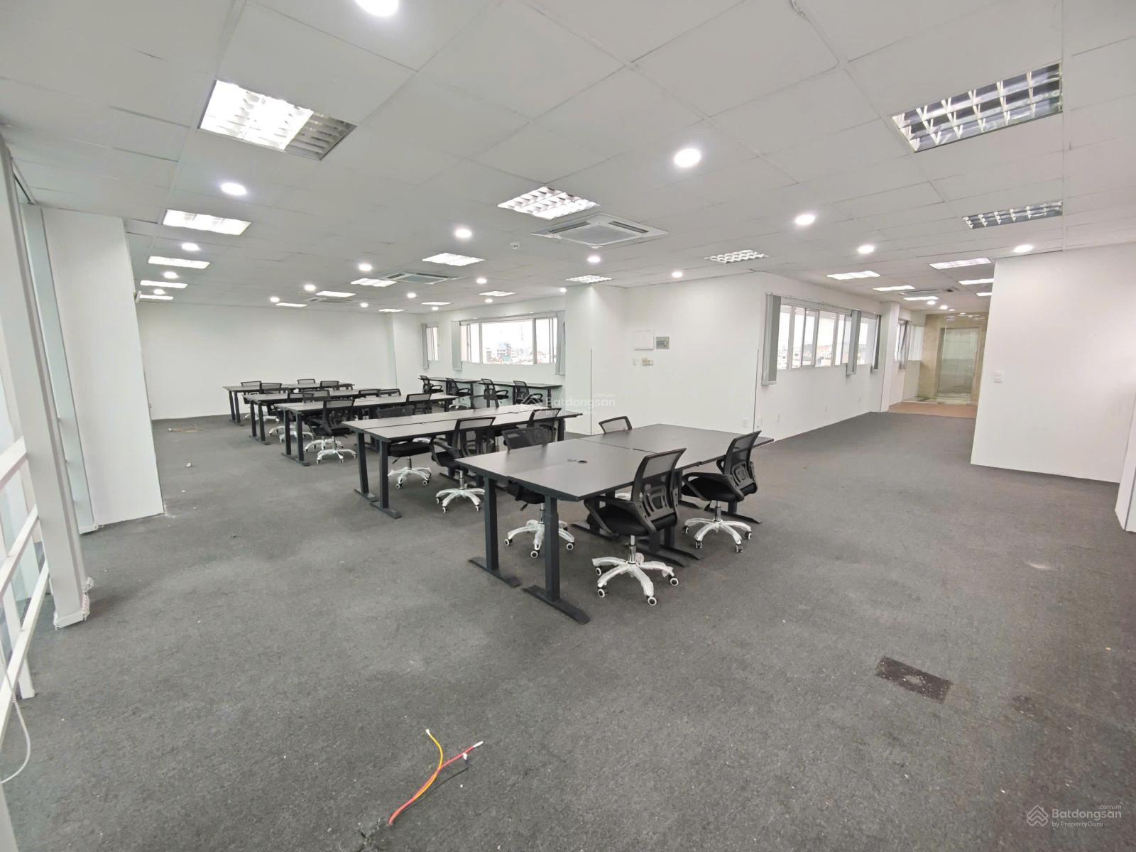 Văn phòng MT VIP Đinh Tiên Hoàng, Quận 1, gần Đài Truyền Hình TP, giá chỉ 39tr/tháng, 100 - 400m2