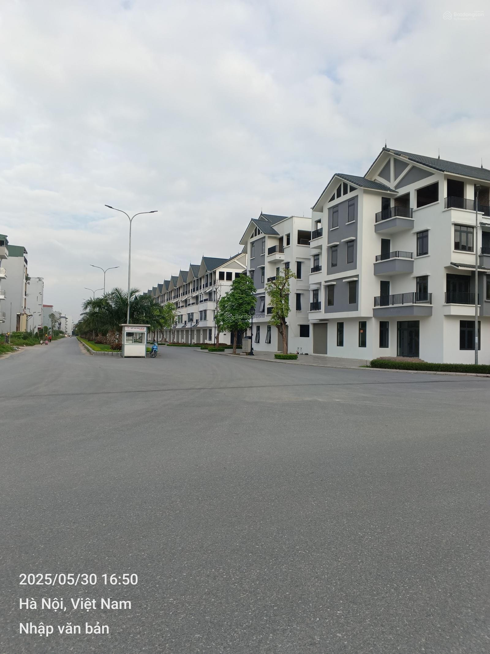 Bán liền kề 139tr /m gần Nhổn Đại Học Công Nghiệp tuyên tàu điện Metro số 3 Hinone Kim Chung