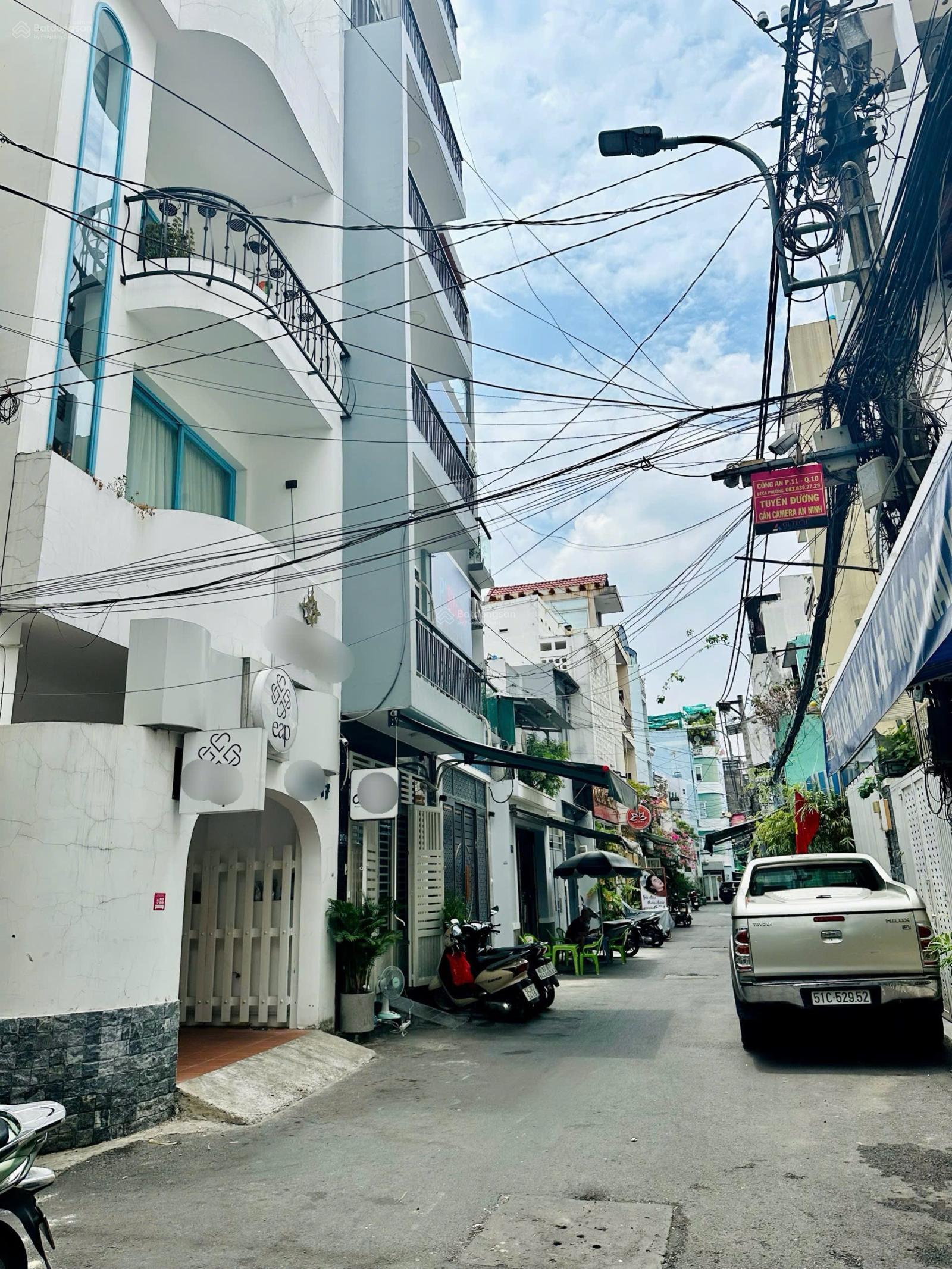 Nhà Khu Phân Lô HXH ngay Mũi tàu Trường Chinh - 5tầng mới đẹp ở ngay - 74m2 ngang 4m, chỉ 7tỷ nhỉnh