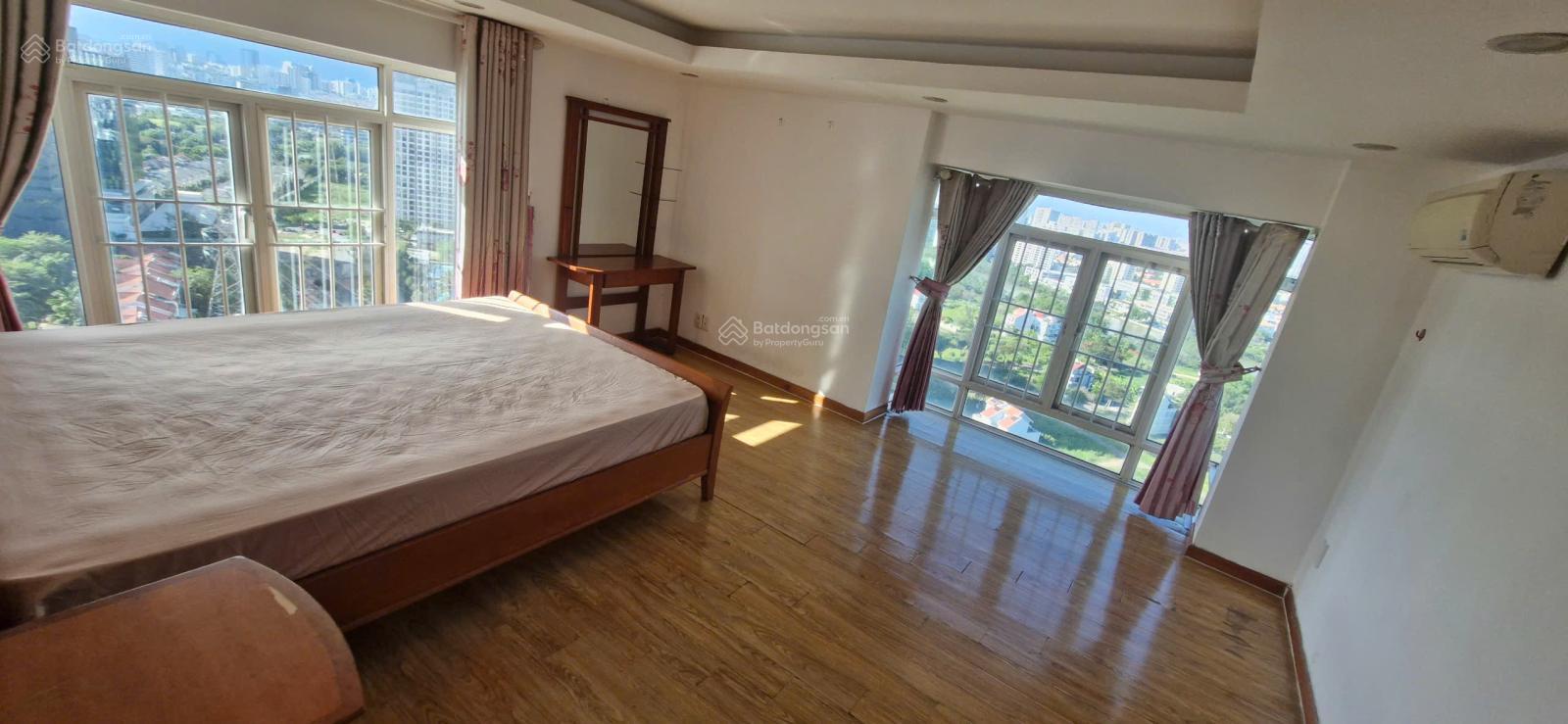 Cho thuê căn hộ 5PN, 4VS, 200m2 tại Phú Hoàng Anh, 23 triệu VND, Nhà Bè, TP.HCM